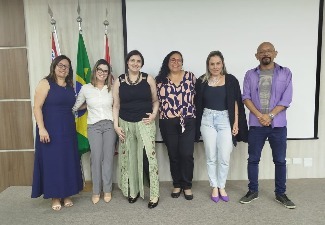 Helen Sharkany e os palestrantes do encontro