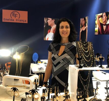 Eneida França conquista o mercado internacional com semijoias brasileiras de design exclusivo